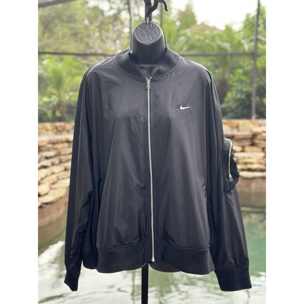 Nike Women's Oversized Black Windbreaker Bomber Jacket 2XL FN2841-010
